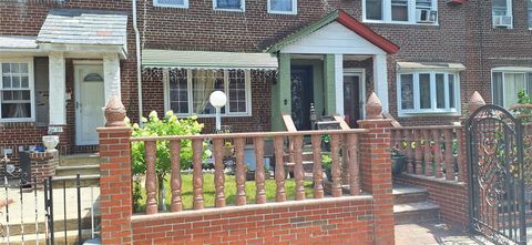 Homes For Sale - 111-39 205 Street<br/> Saint Albans, NY 11412