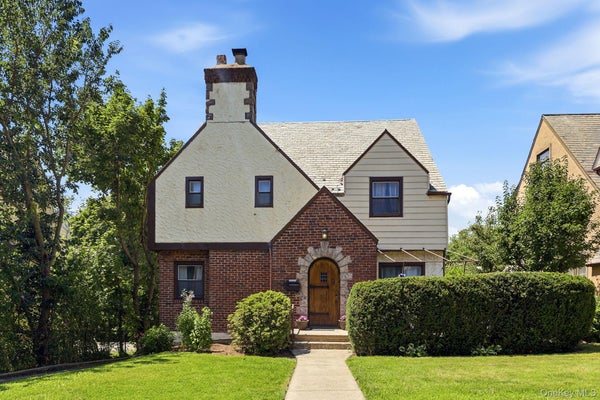 873 JAMES ST, PELHAM, NY 10803 - Image 2797e3b6d9a0e8024bd2b438d93478f9/3829002925