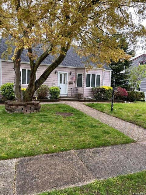 Homes For Rent - 80 Ellen Street<br/> Bethpage, NY 11714