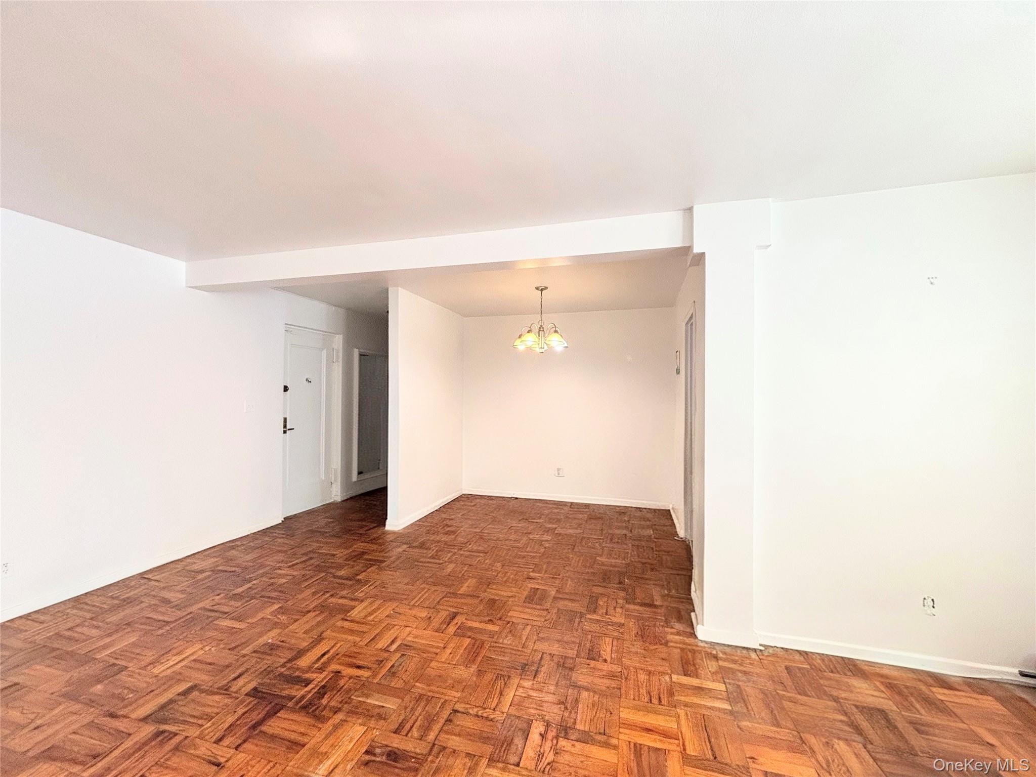 30 Fleetwood Avenue 1B