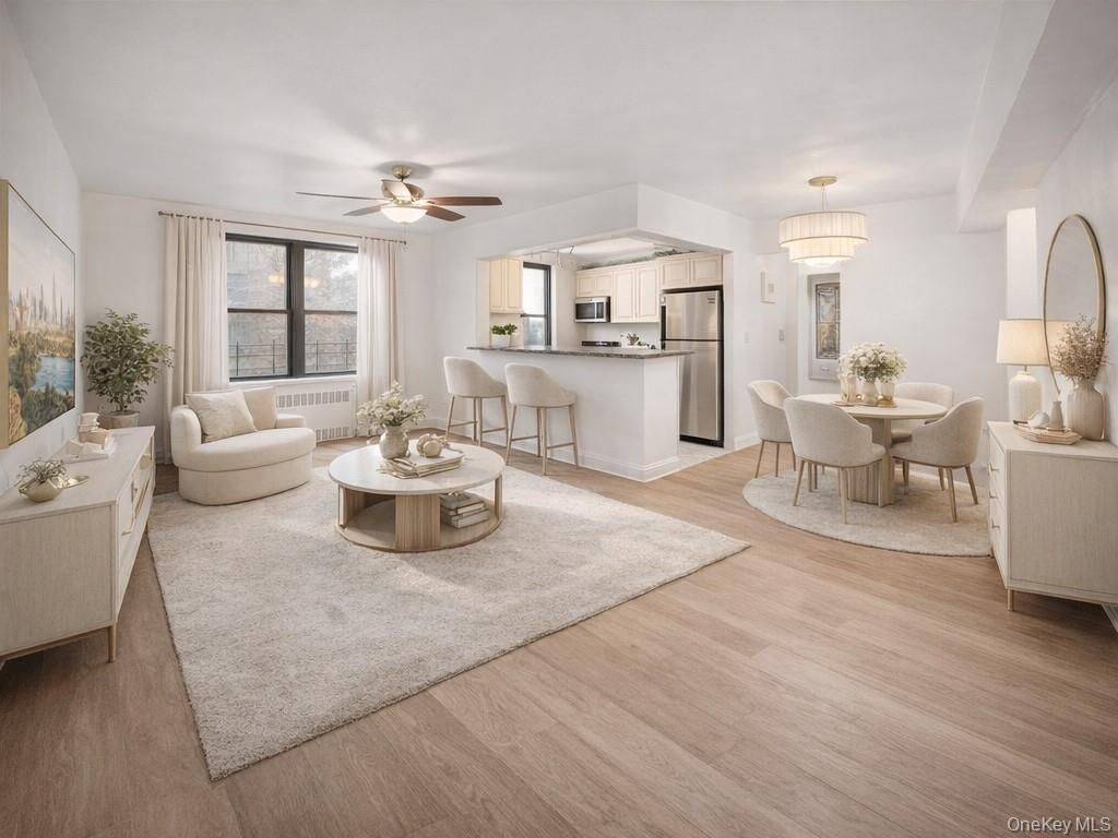 Photo of 15030 71 Avenue #2L, Flushing, NY 11367 (MLS # 945932)