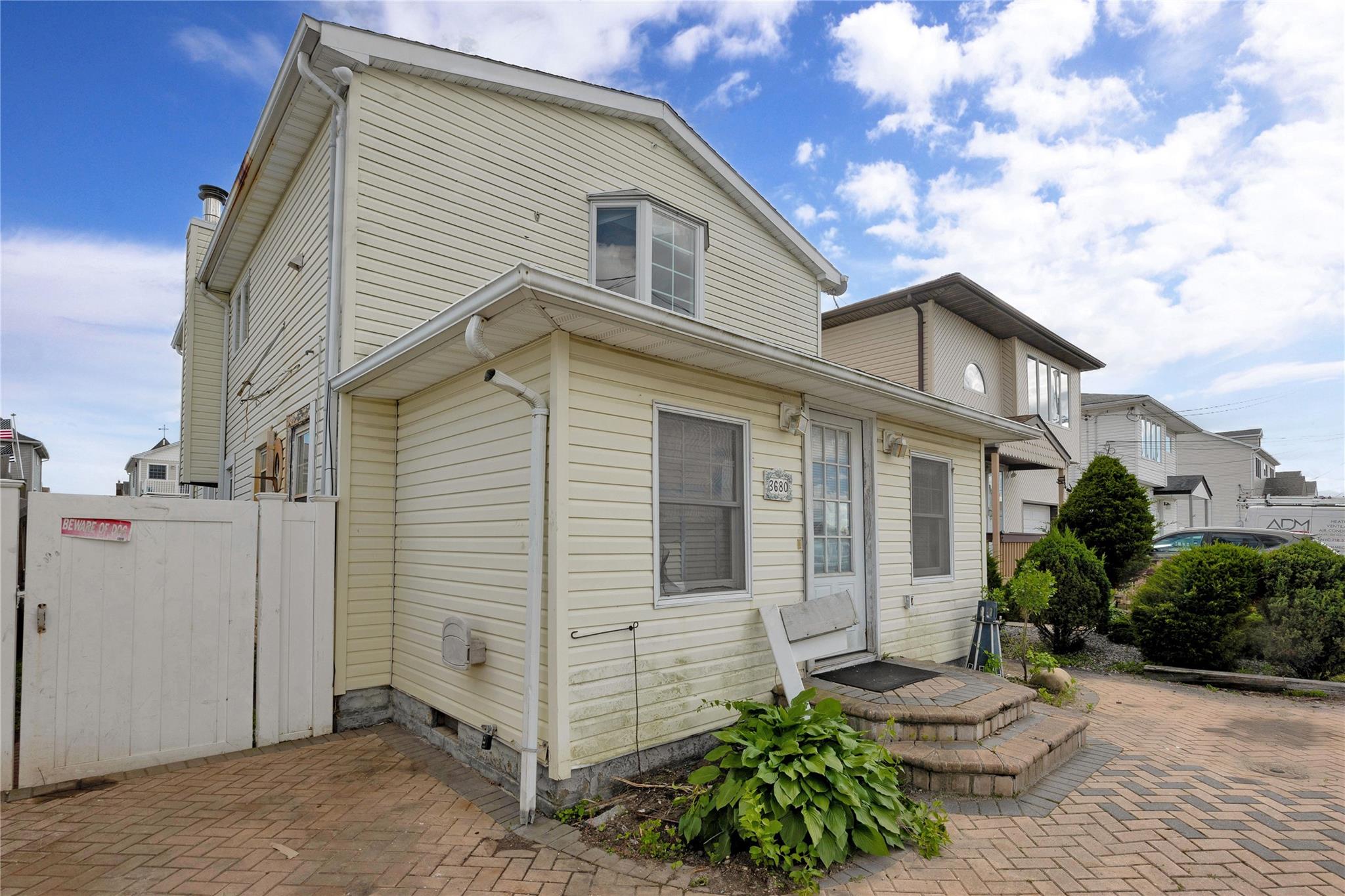 3680 Naomi Street, Seaford, New York image 2
