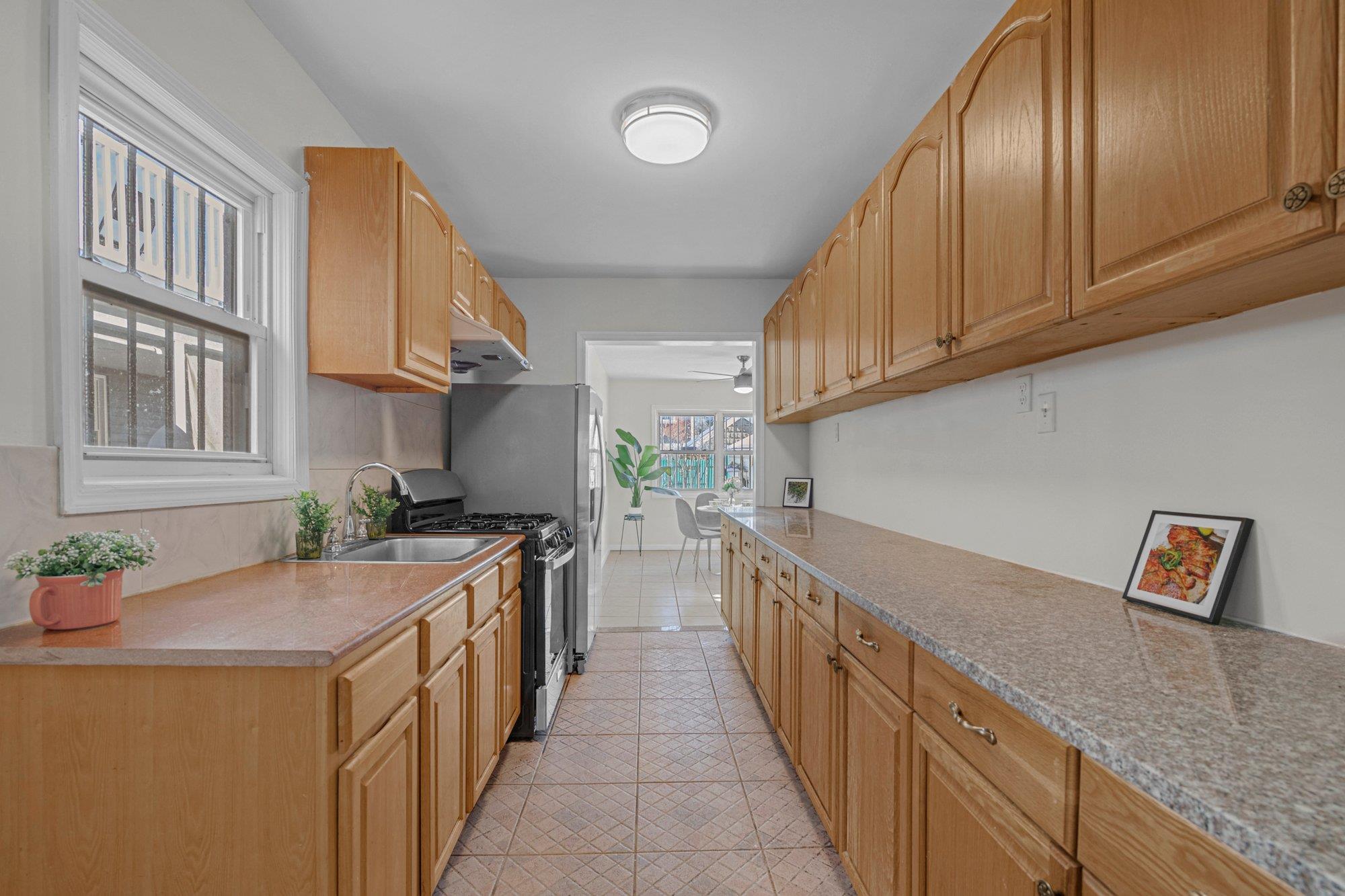 81-19 164th Place, Hillcrest (Queens), New York image 4
