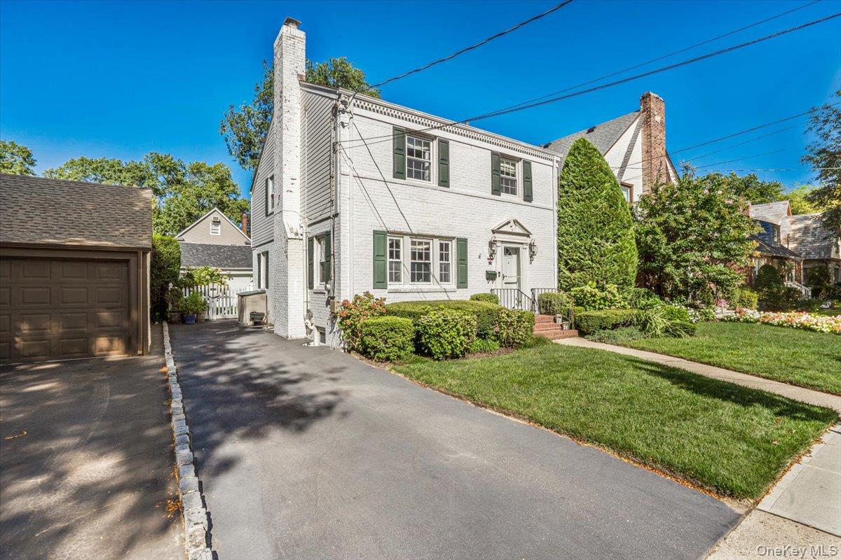 5 Ash Street
