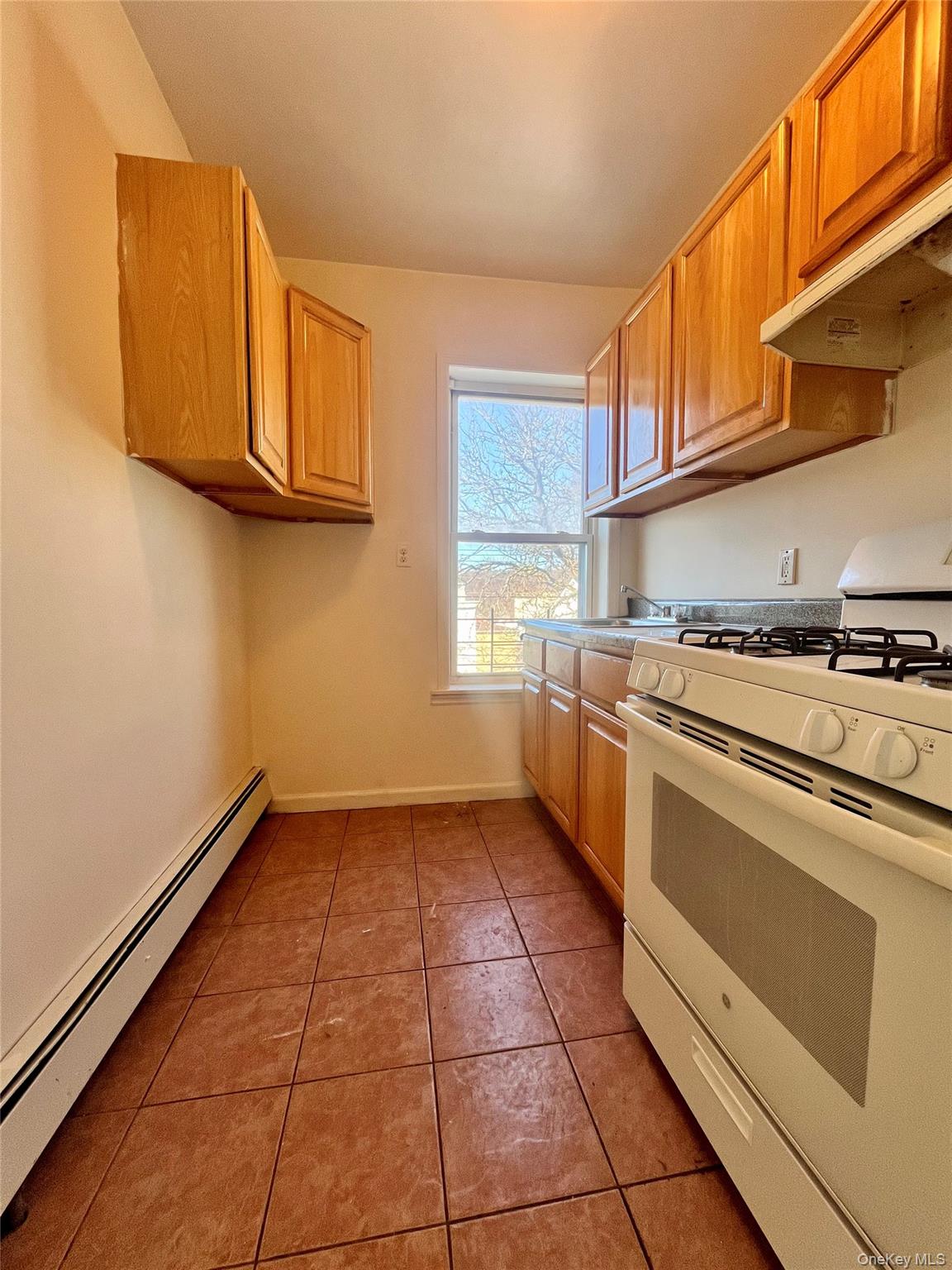 216 Woodworth Avenue