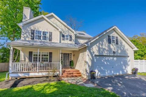 Homes For Sale - 270 Nassau Road<br/> Huntington, NY 11743