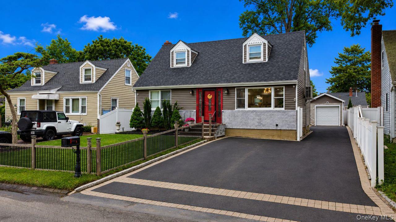 11 Chichester Rd