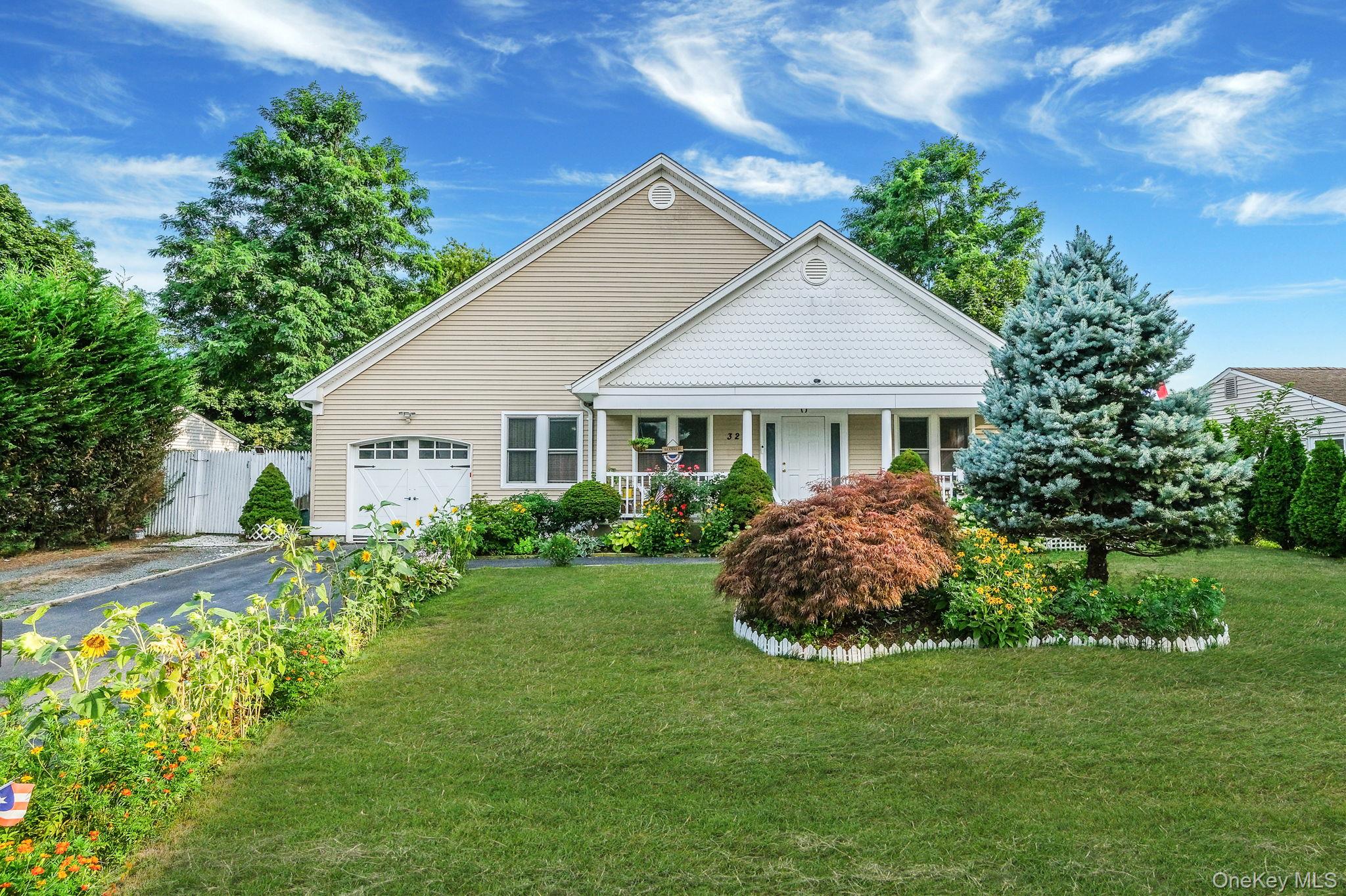 32 Tamarack Street