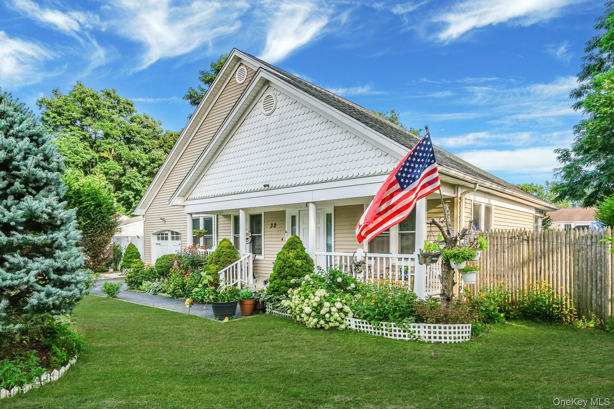 32 Tamarack Street