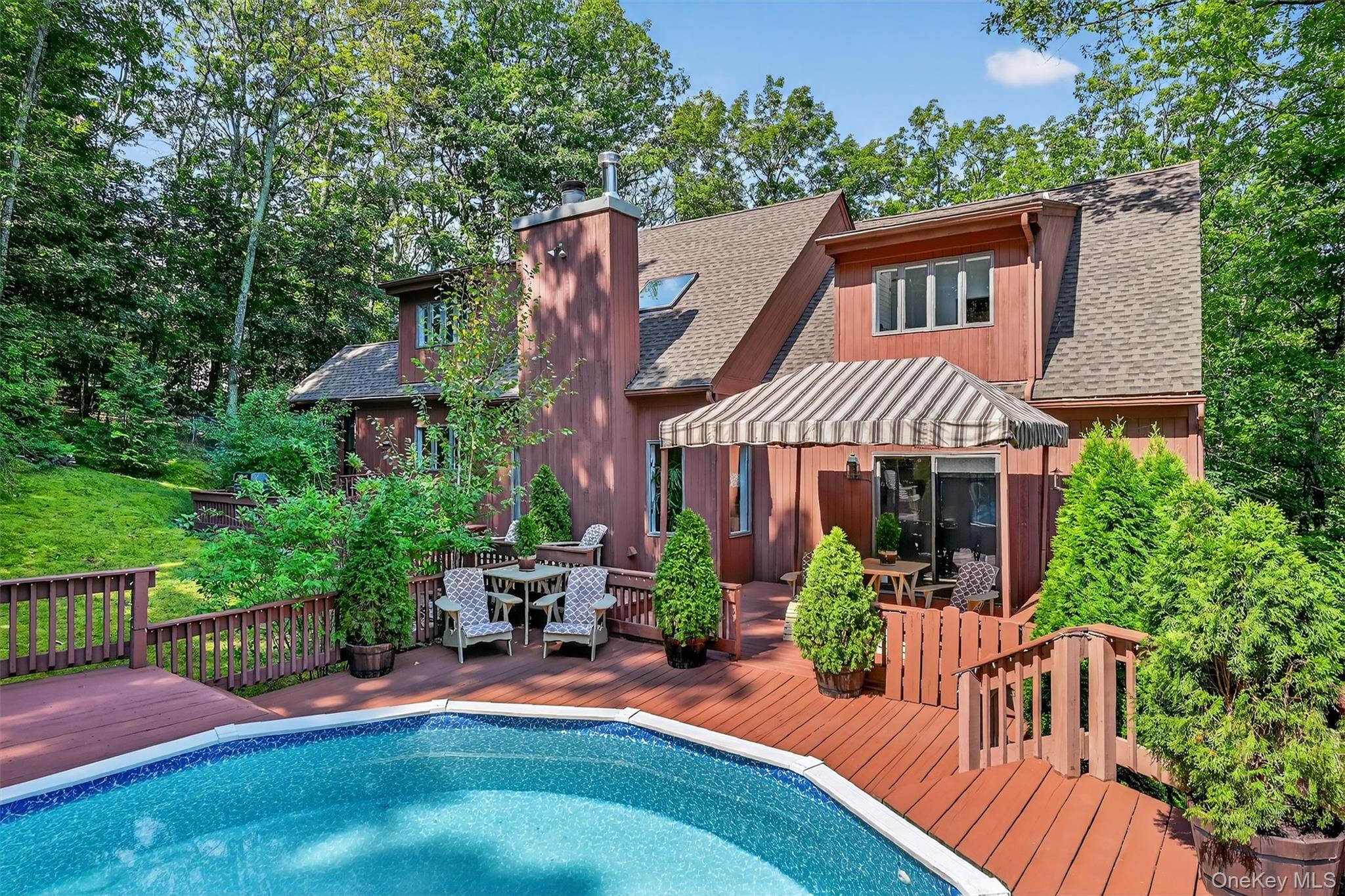 Montgomery, New York 12549, United States, 3 Bedrooms Bedrooms, ,4 BathroomsBathrooms,Residential,Active,191258