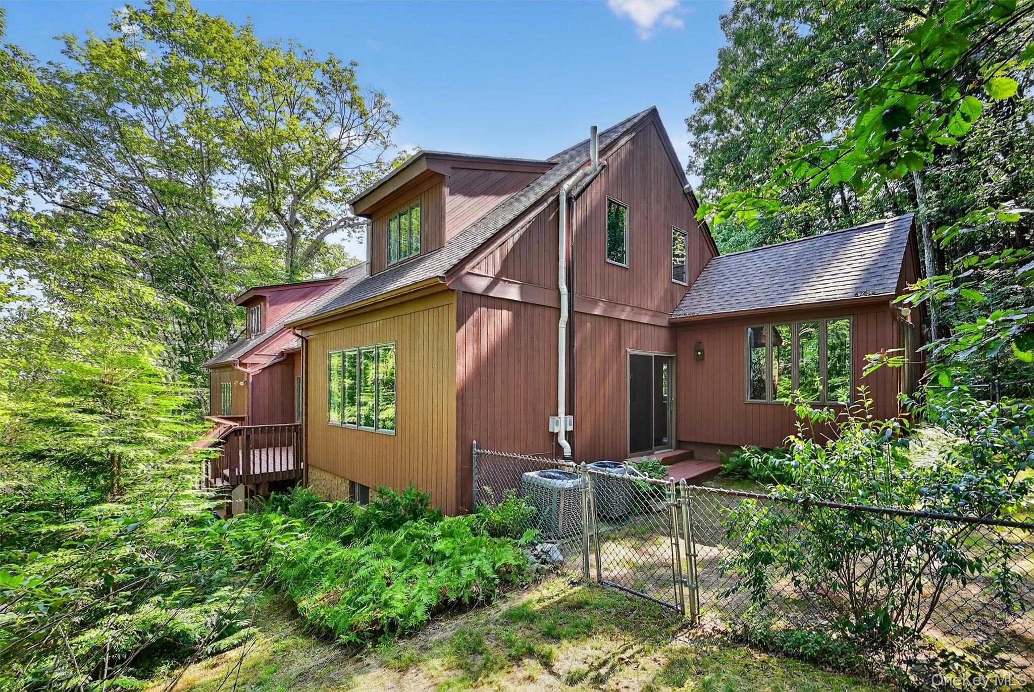 Montgomery, New York 12549, United States, 3 Bedrooms Bedrooms, ,4 BathroomsBathrooms,Residential,Active,191258