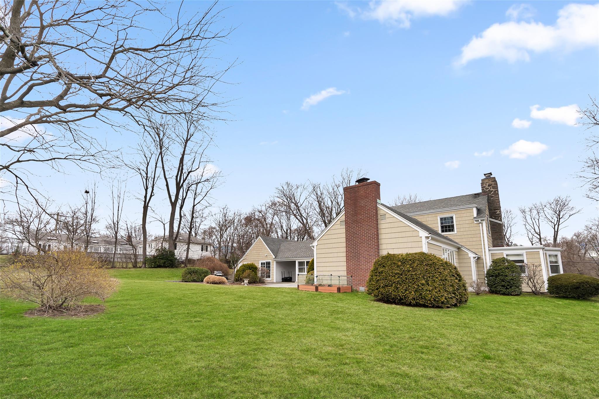 37 Hathaway Lane, White Plains, New York image 32