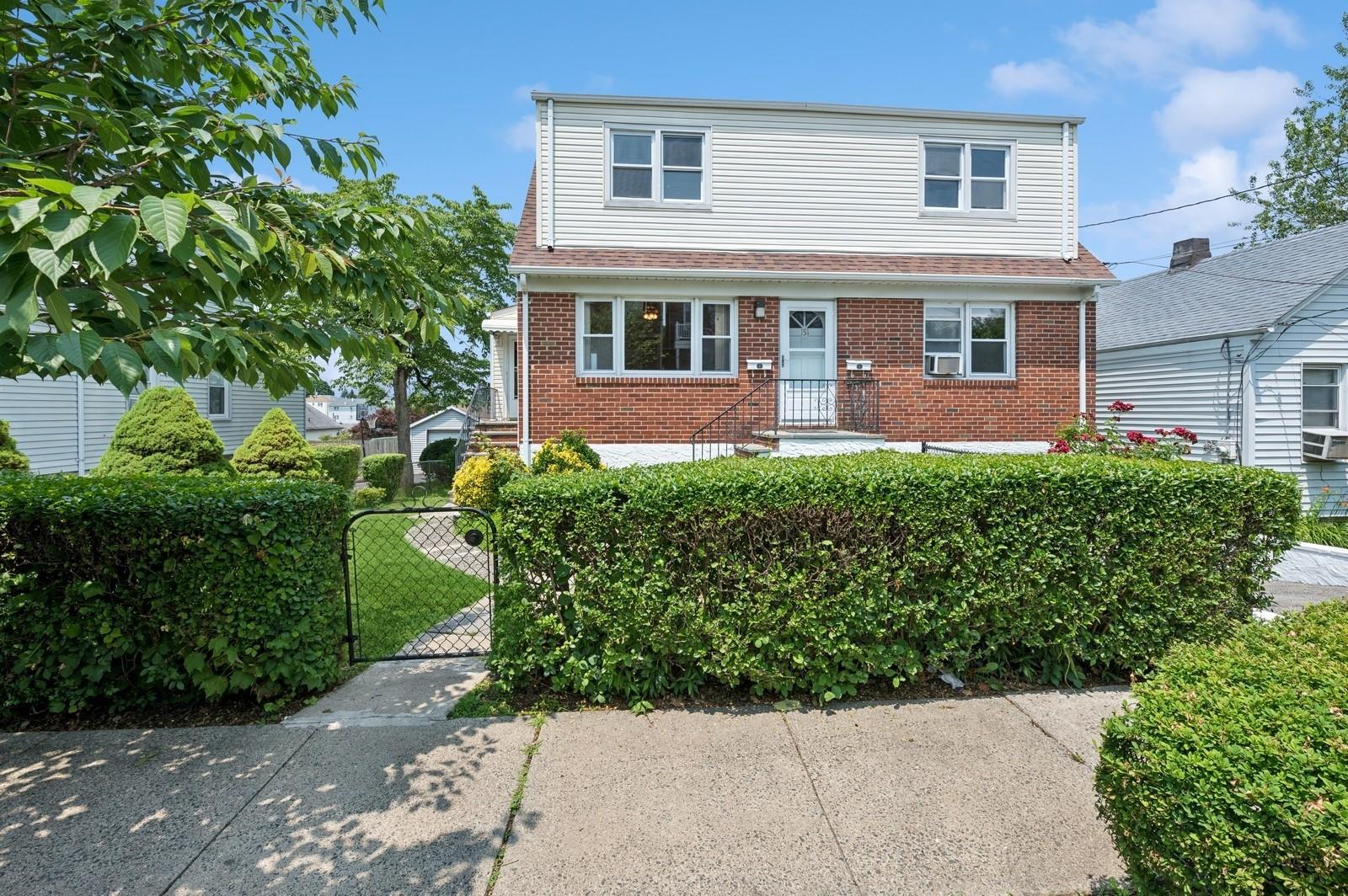 Property for Sale at Stone Avenue, Yonkers, New York - Bedrooms: 5 
Bathrooms: 2  - $819,999