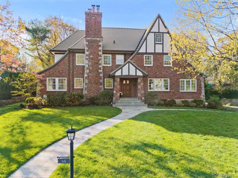 Homes For Sale - 64 Trenor Drive<br/> New Rochelle, NY 10804