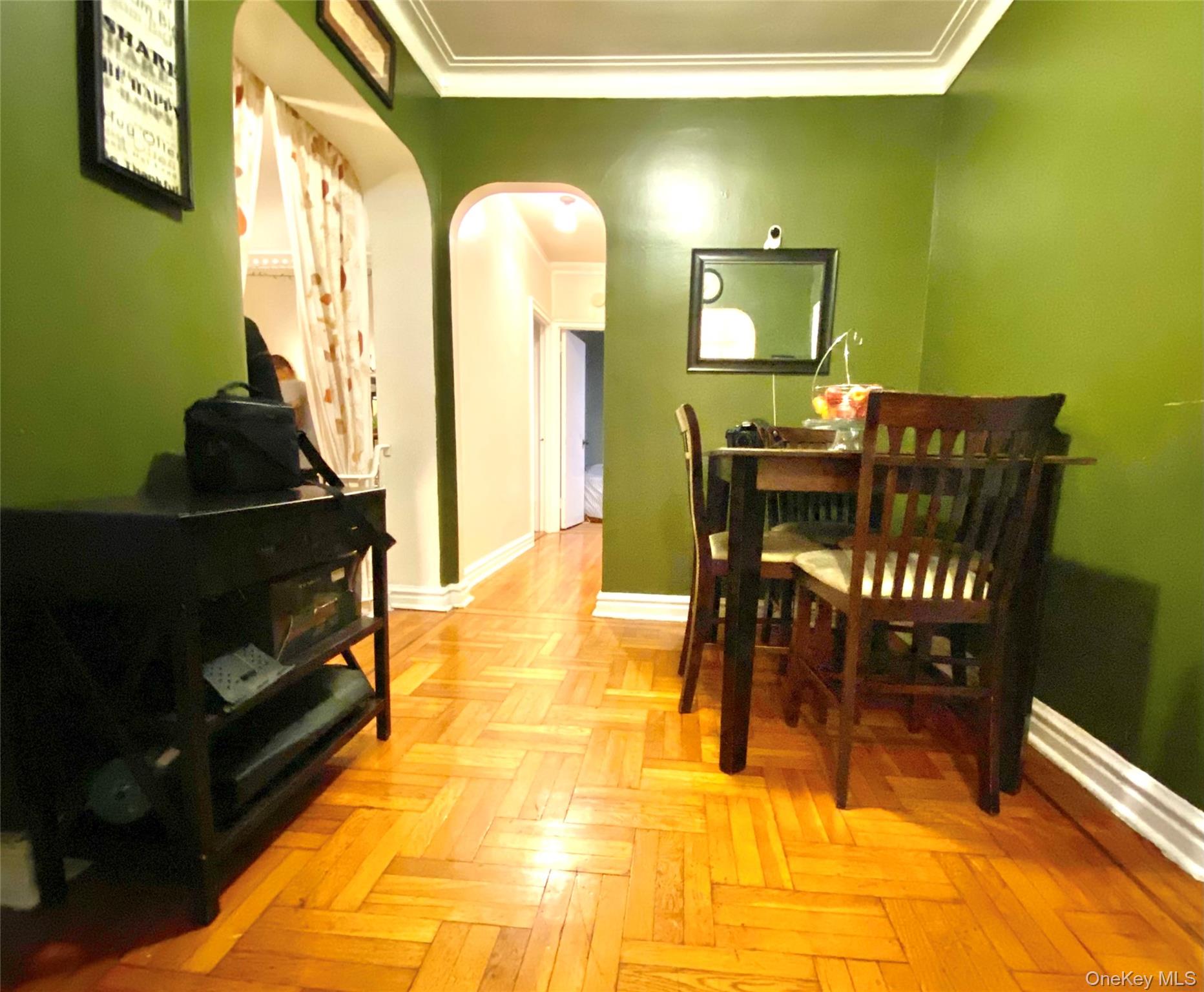 190 E Mosholu Parkway S 1J