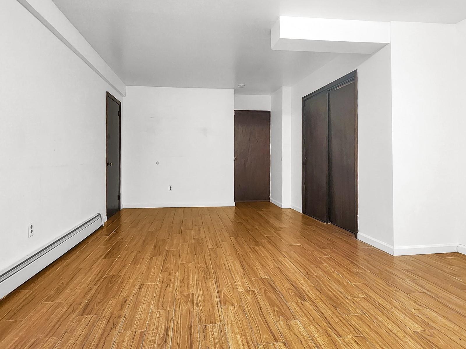 130-18 60th Avenue, Flushing, New York image 21