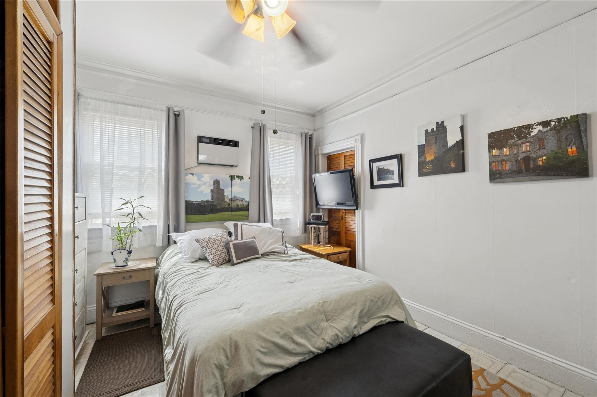 6923 Caldwell Avenue, Maspeth, New York image 29