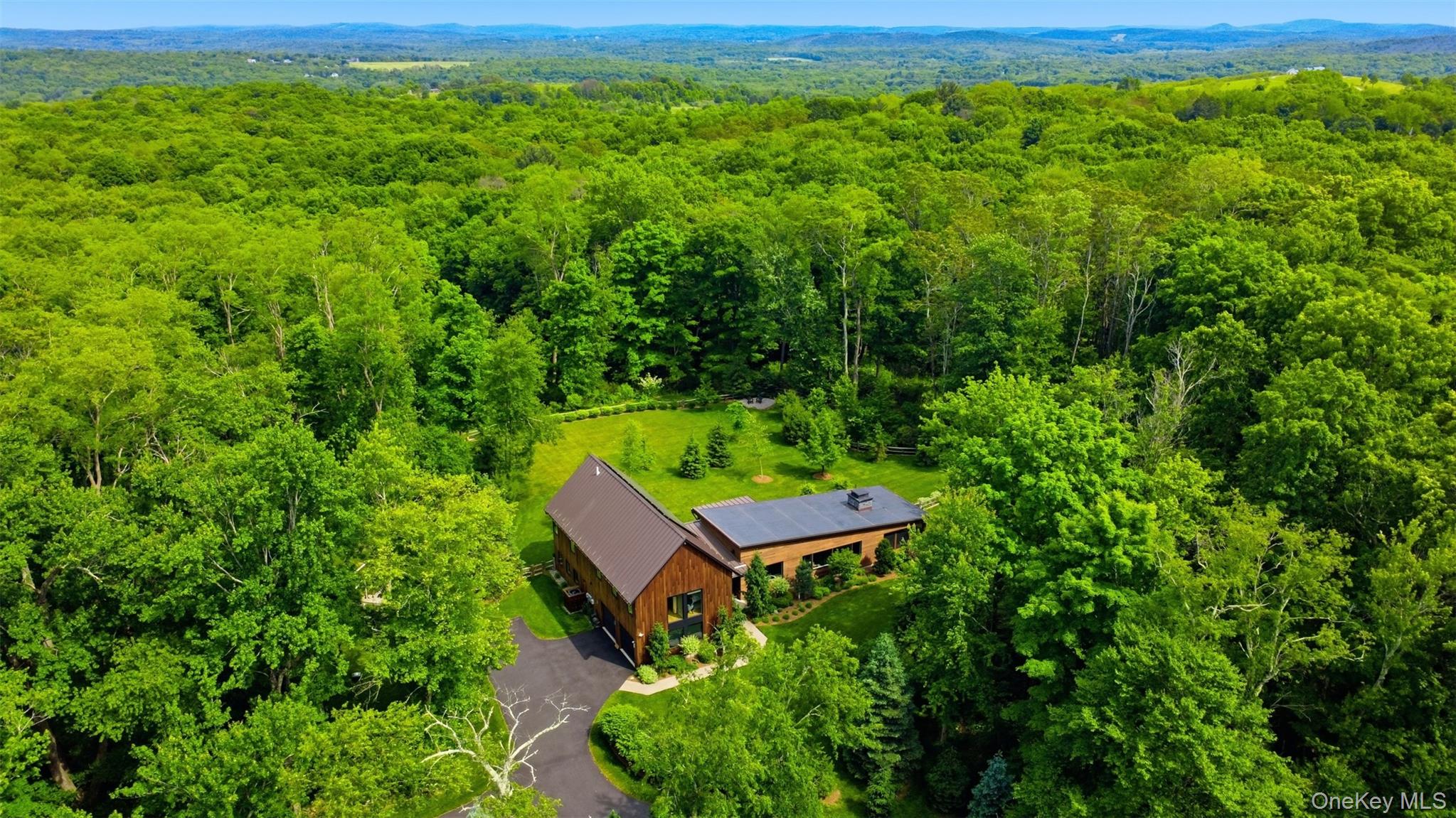 44 Woodlands Trail