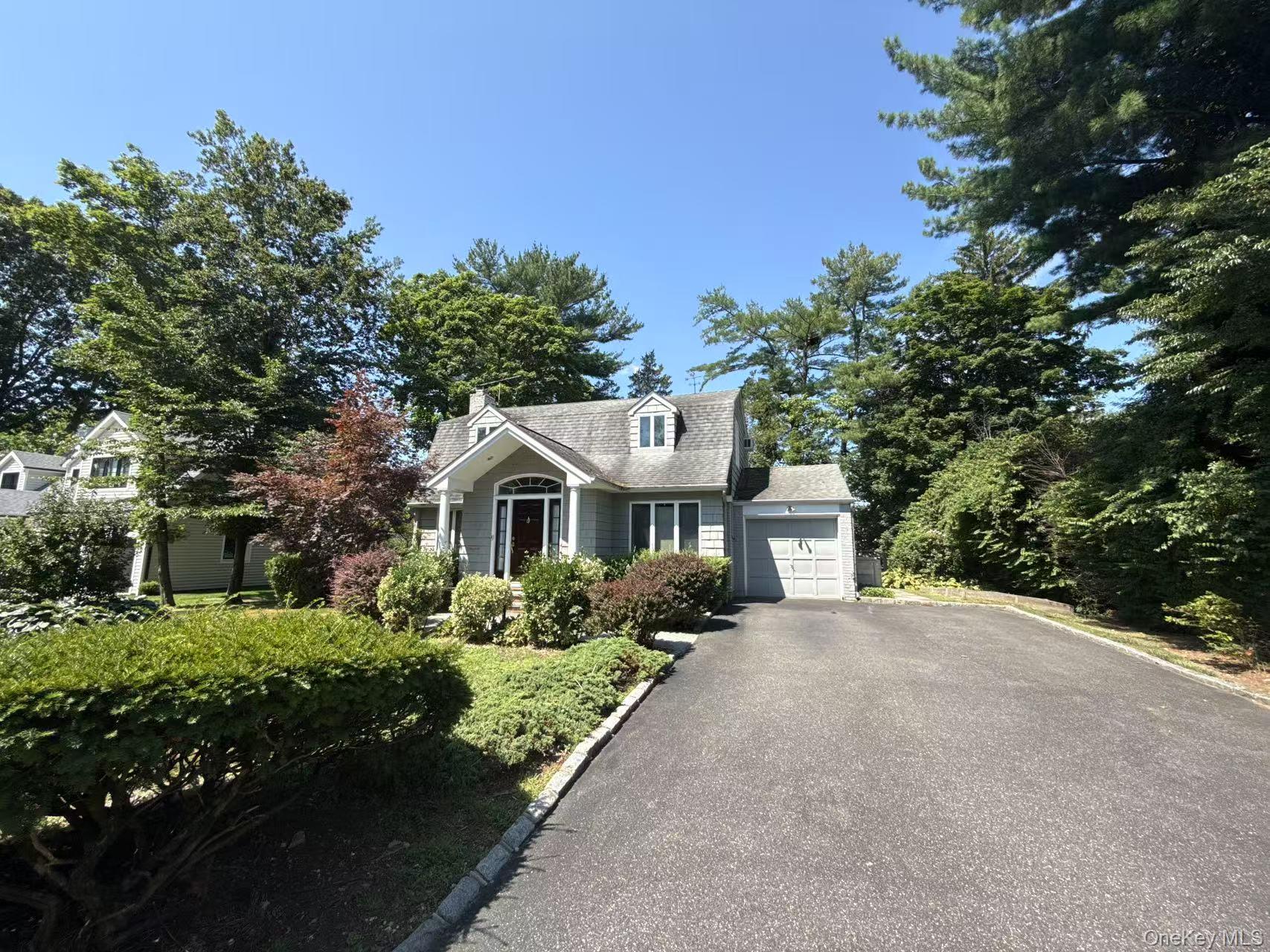 95 Oakdale Lane