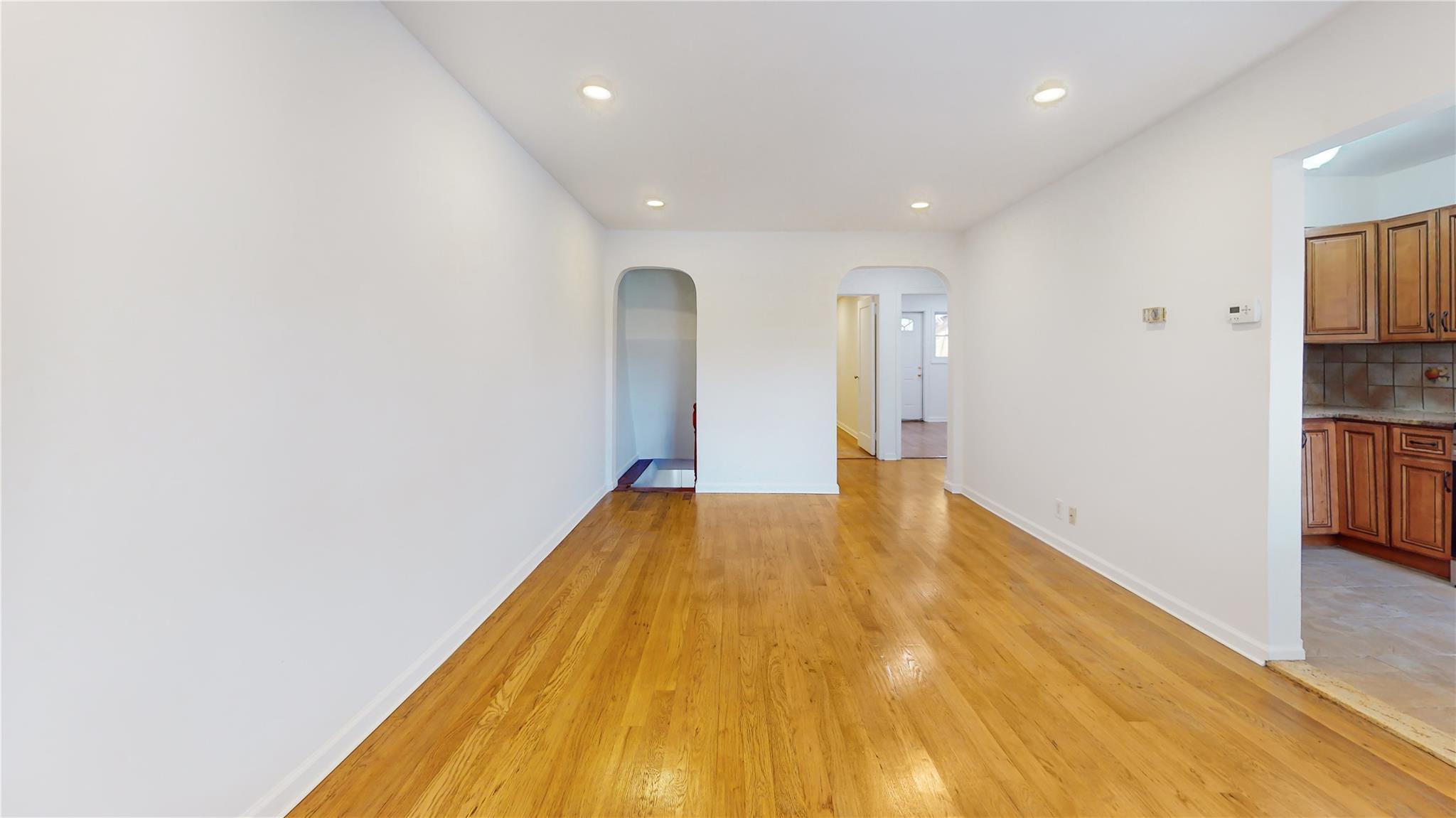 48-17 54 Ave Ave, Maspeth, New York image 4