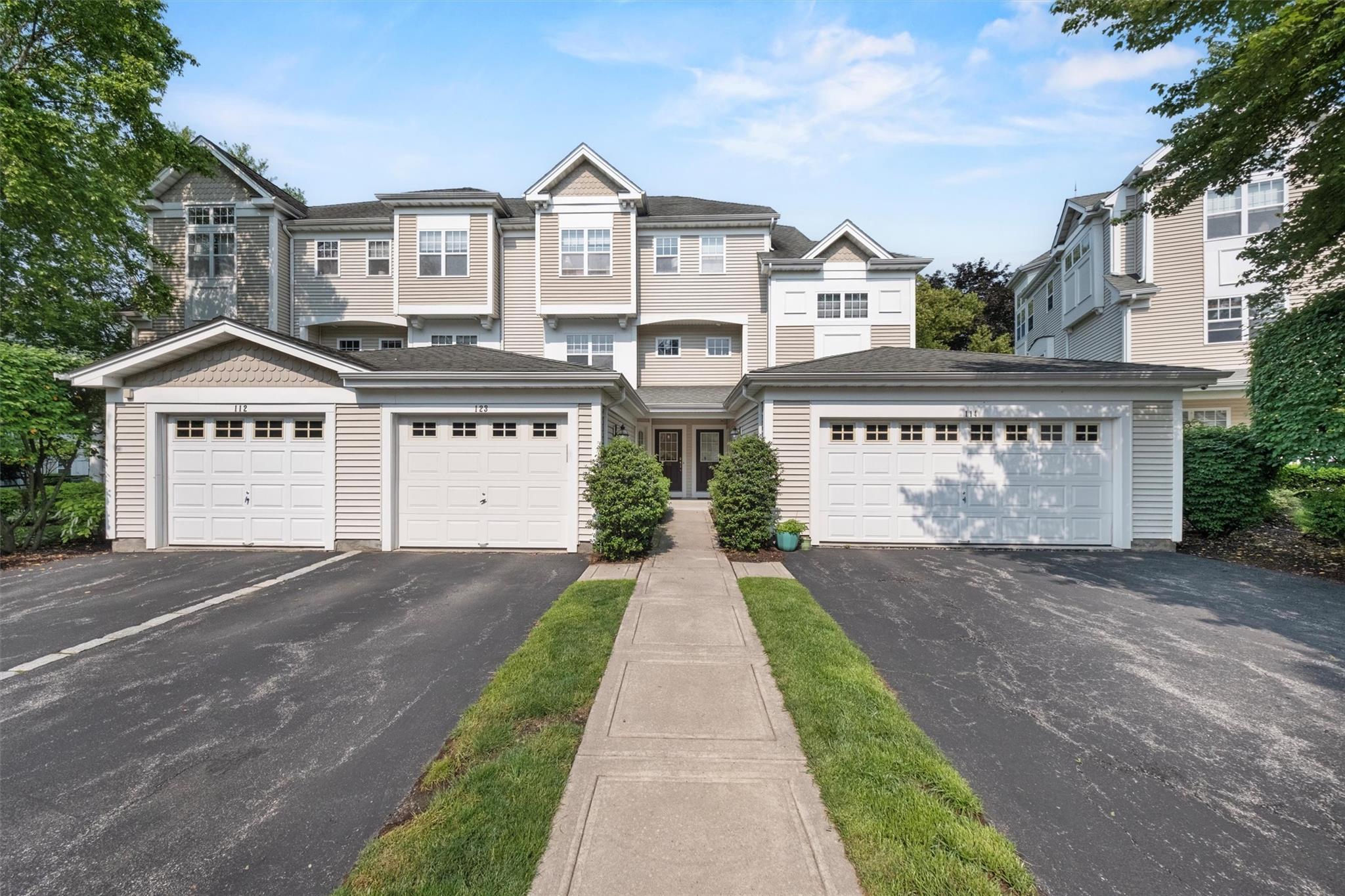 Property for Sale at Northview Court, Peekskill, New York - Bedrooms: 1 
Bathrooms: 2 
Rooms: 3  - $439,000