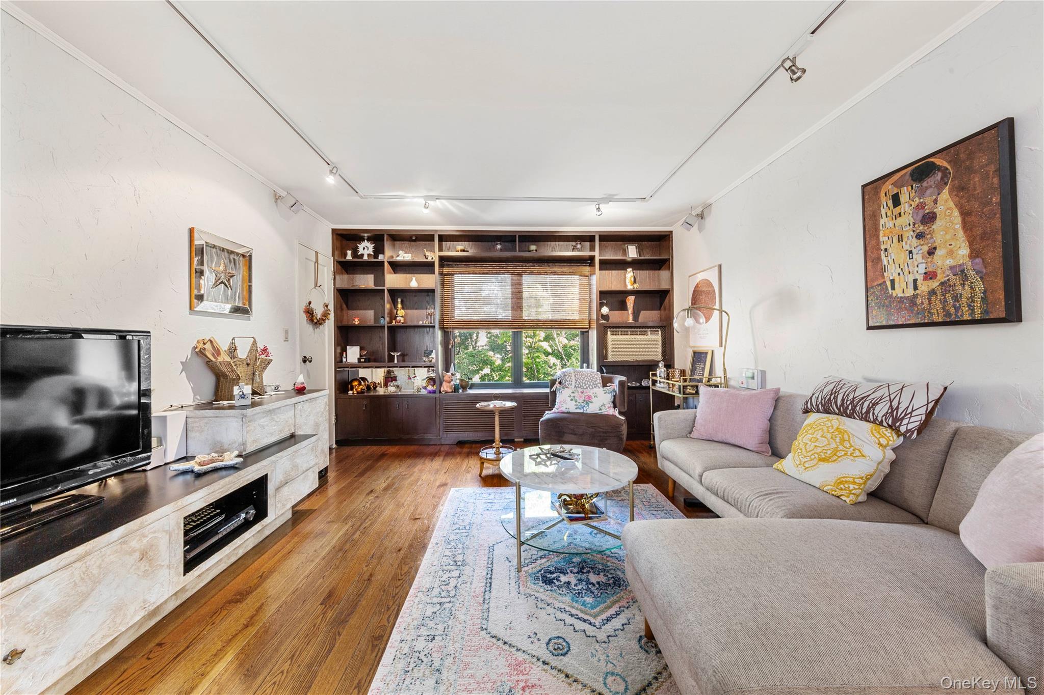 16 terrace Circle 14C