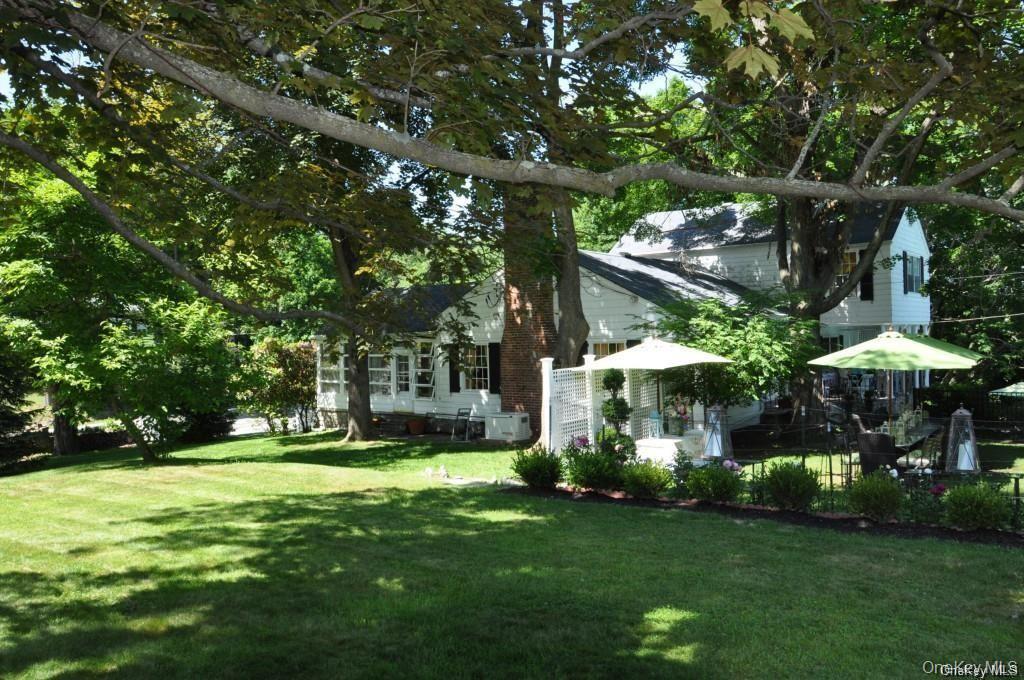 651 Lakes Road