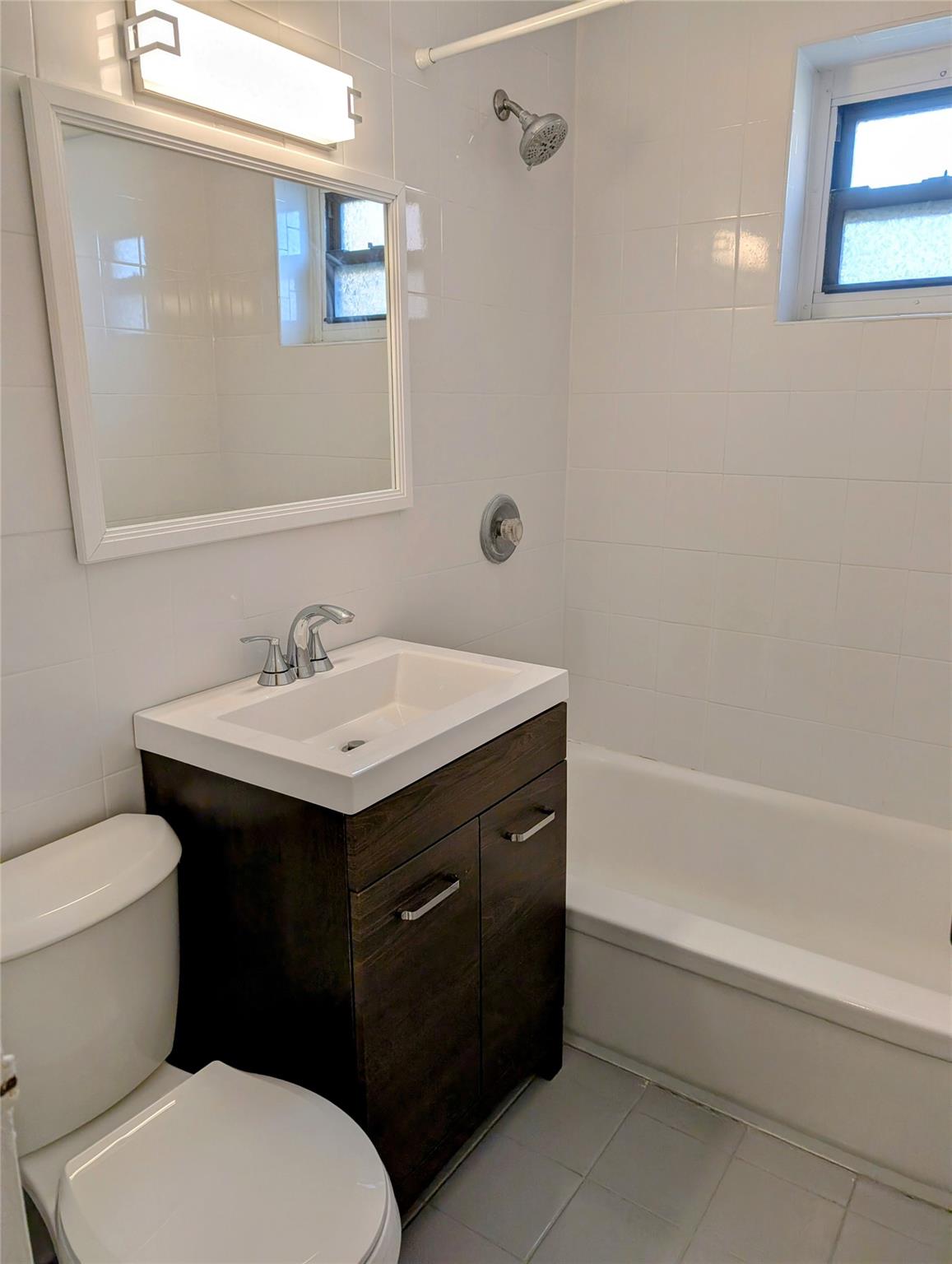 25 Elizabeth St St #1W, Farmingdale, New York image 7