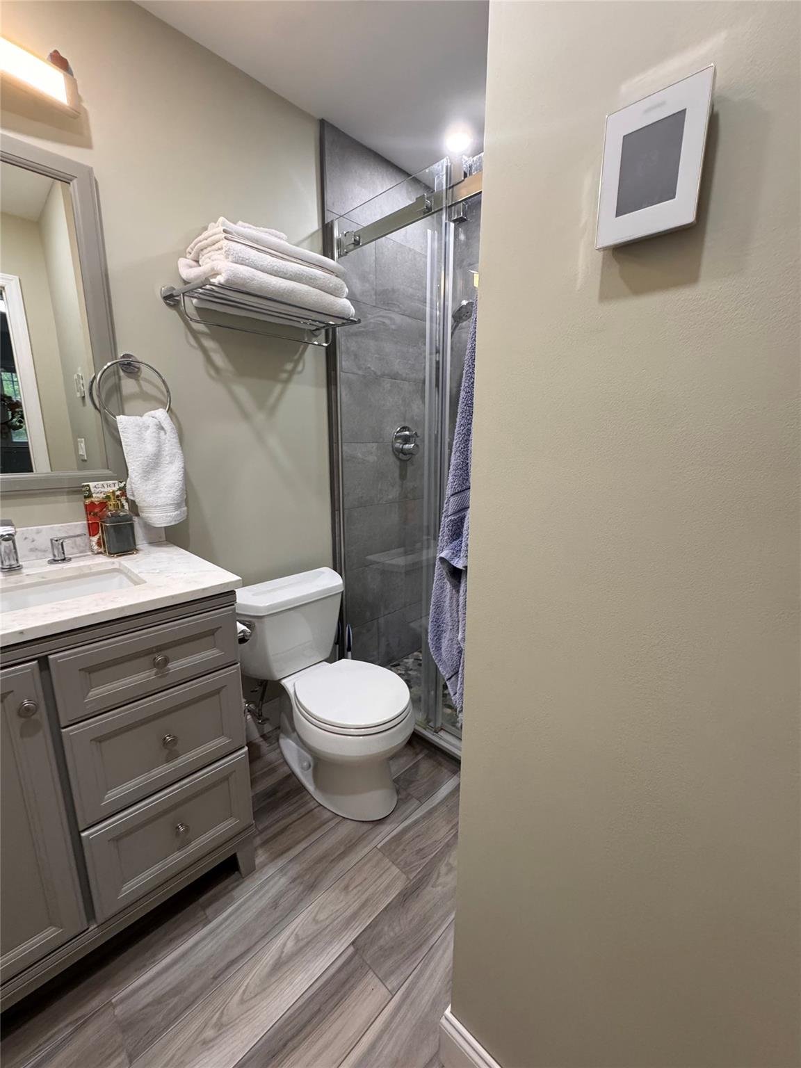 8 Rolling Way, New City, New York image 22