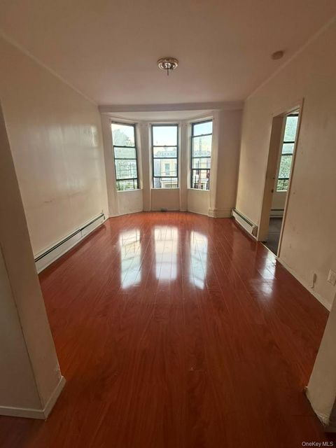 Multifamily For Rent - 2138 Gleason Avenue #2<br/> Bronx, NY 10462