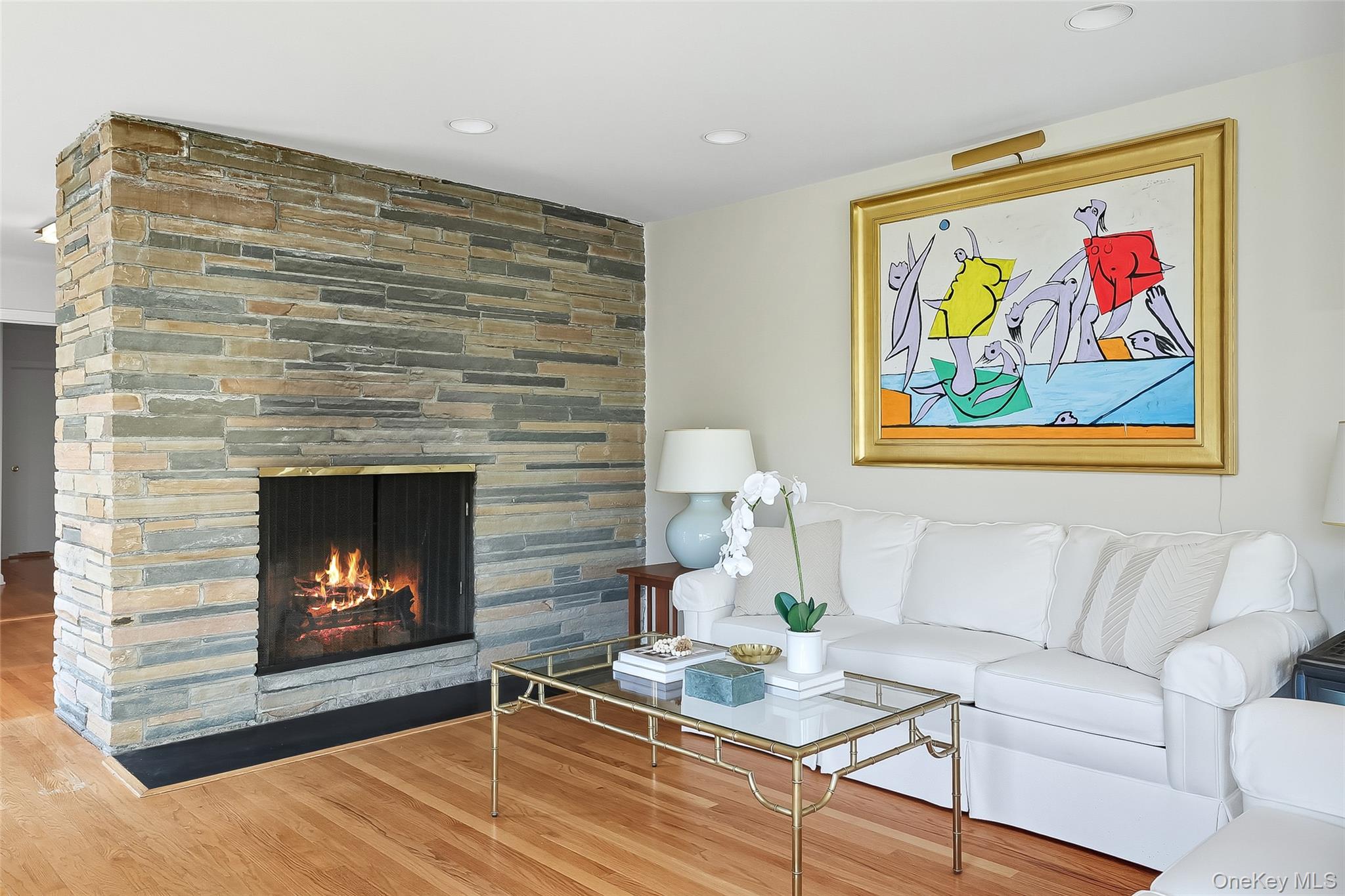 8 Magnolia Avenue