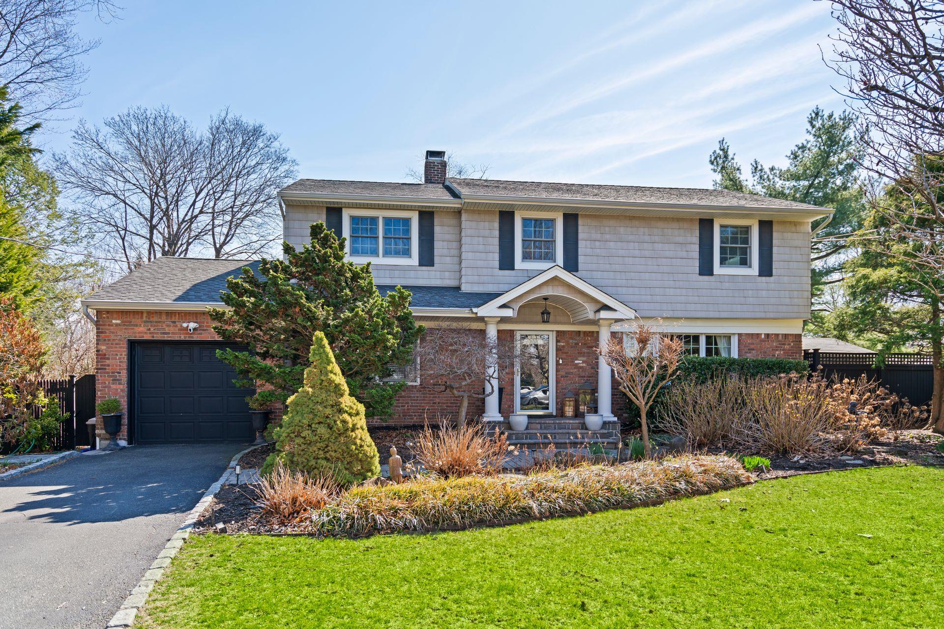 Property for Sale at Royal Oak Drive, Huntington, Hamptons, NY - Bedrooms: 4 
Bathrooms: 3  - $1,100,000