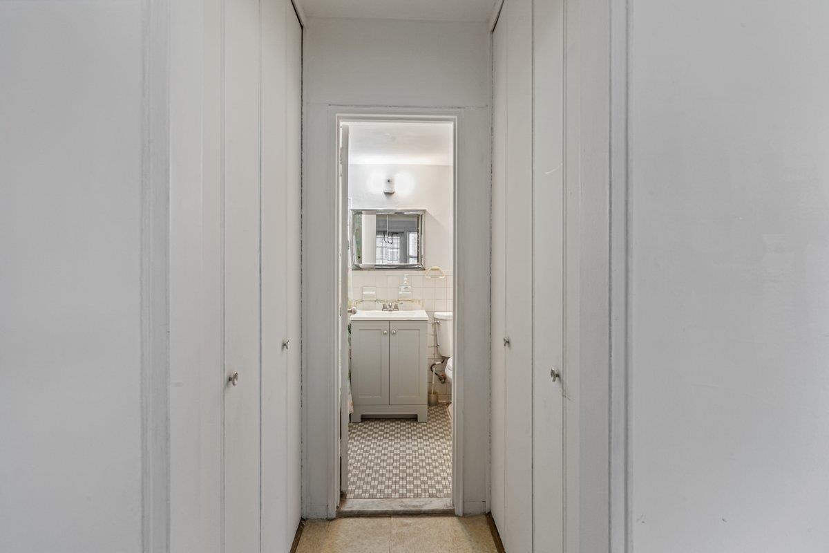 89-15 Parsons Boulevard #3J, Jamaica, New York image 9