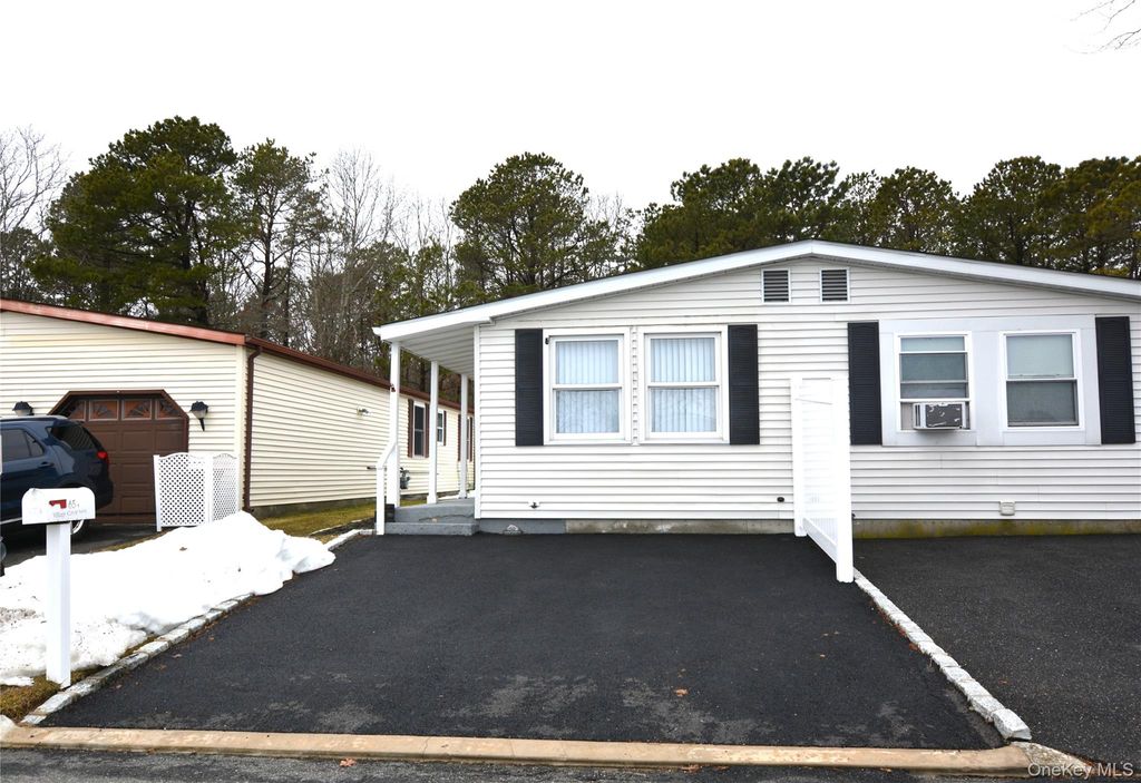 Photo of 65A Village Circle S, Manorville, NY 11949 (MLS # 968217)