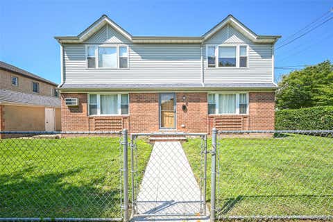 Multifamily For Sale - 76-04 252nd Street<br/> Bellerose, NY 11426