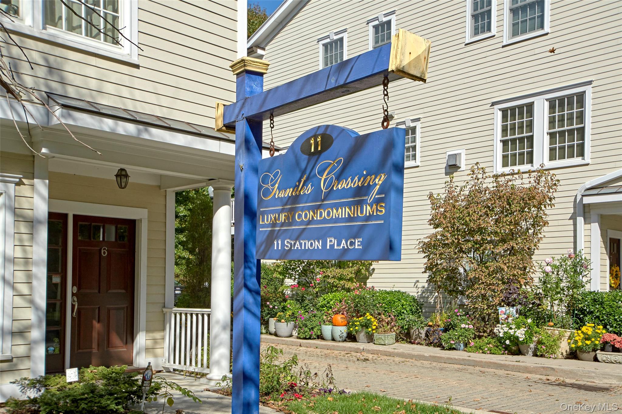 Millwood, New York 10546, United States, 2 Bedrooms Bedrooms, ,3 BathroomsBathrooms,Residential,Active,161024