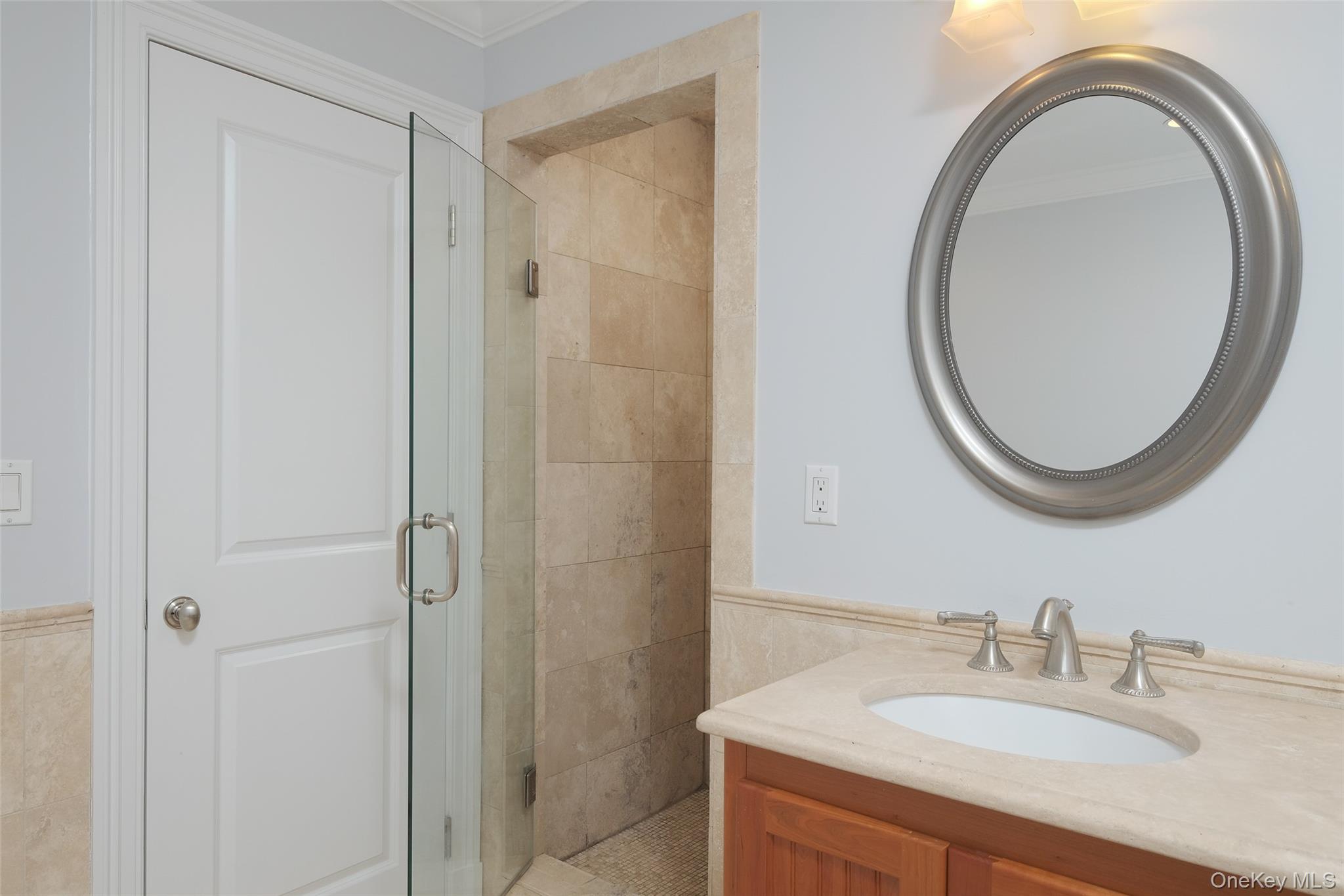 Millwood, New York 10546, United States, 2 Bedrooms Bedrooms, ,3 BathroomsBathrooms,Residential,Active,161024