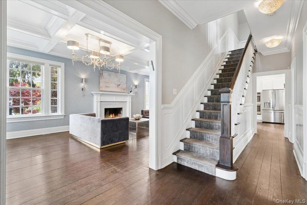 Photo of 1162 North Avenue, New Rochelle, NY 10804 (MLS # 971301)