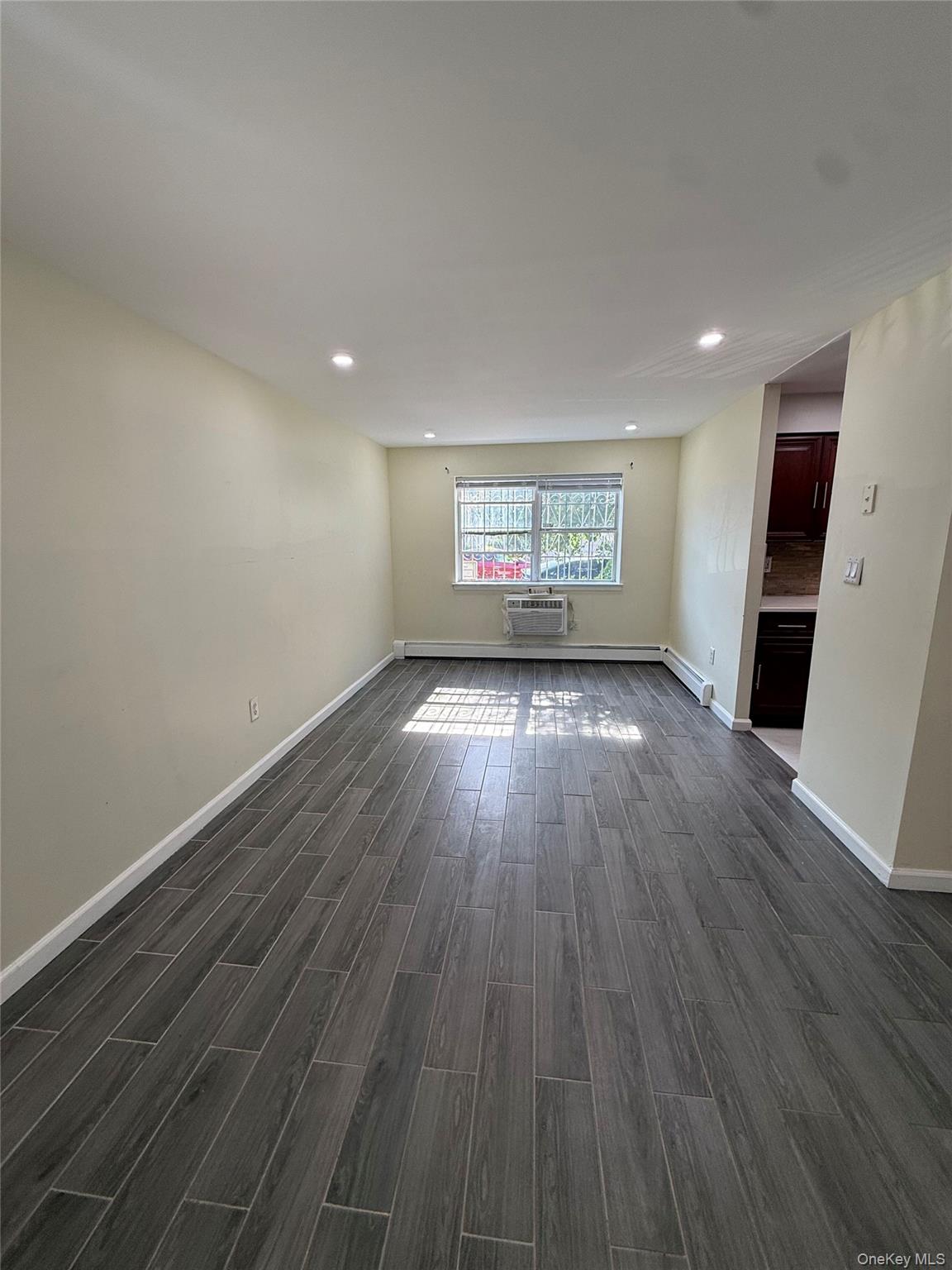 182 Beach 61st Street