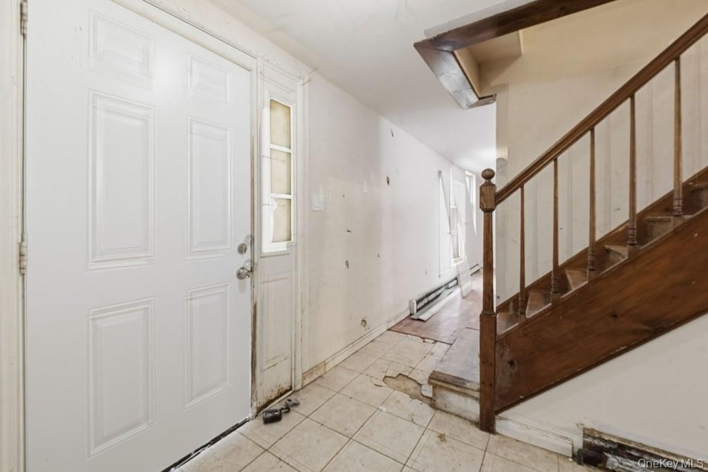 Photo of 447 N Elting Corners Road, Highland, NY 12528 (MLS # 952465)