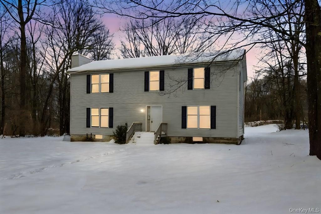 Photo of 447 N Elting Corners Road, Highland, NY 12528 (MLS # 952465)