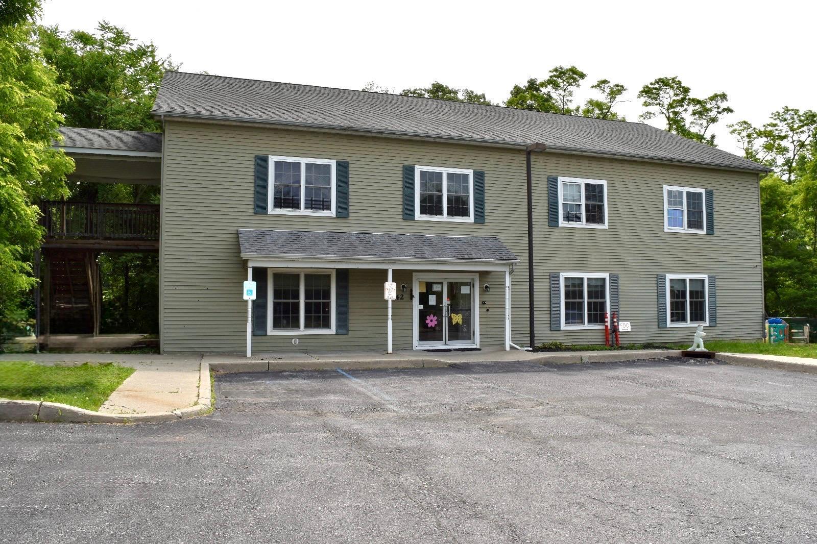 Rental Property at State Route 32 1, New Windsor, New York - Bedrooms: 3 
Bathrooms: 1 
Rooms: 5  - $2,950 MO.