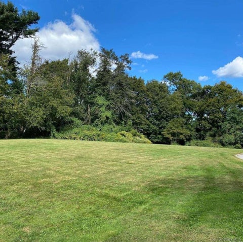 Vacant Land For Sale - 147 Dosoris Lane<br/> Glen Cove, NY 11542