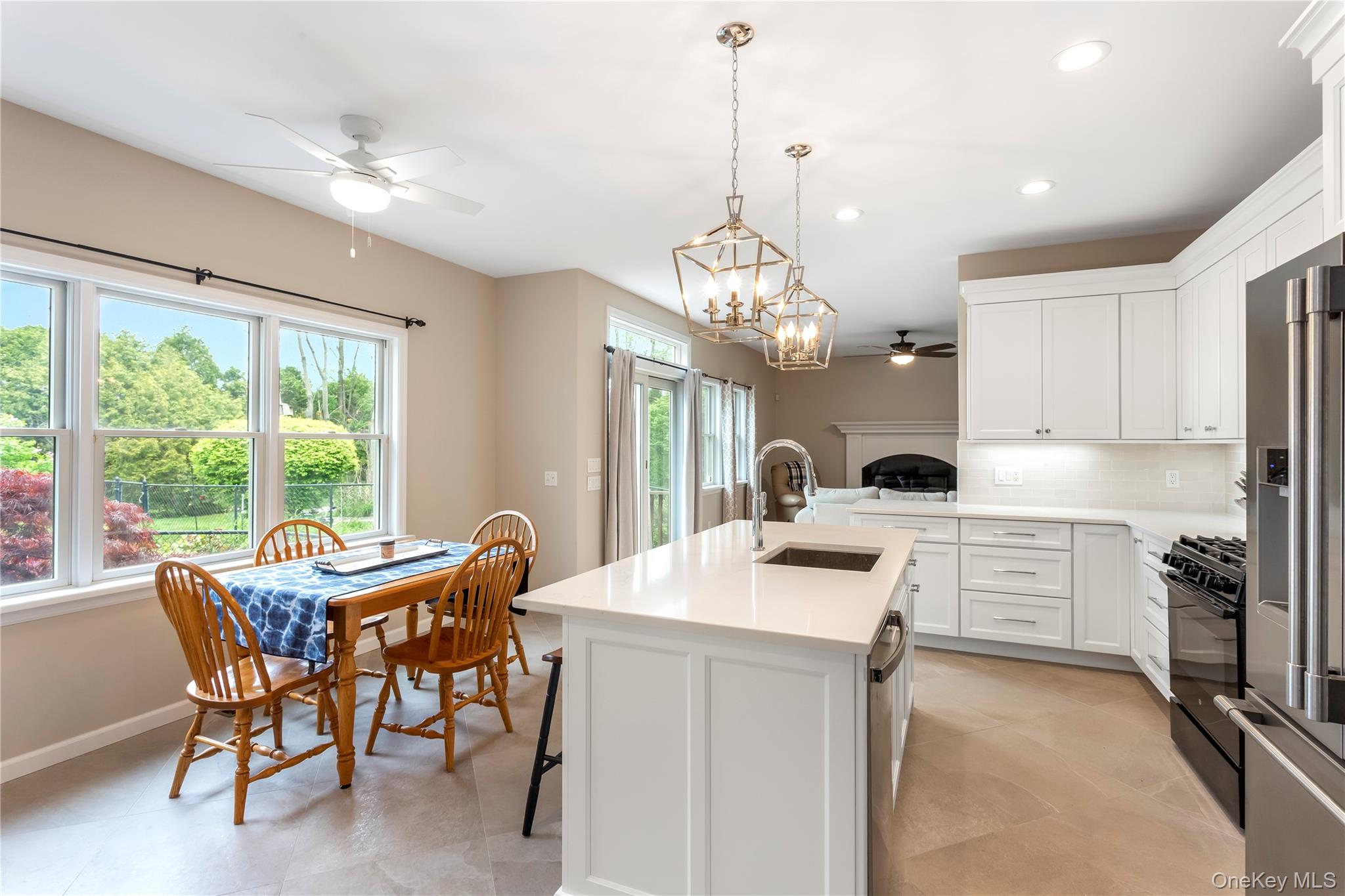 56 Lagoon Court W
