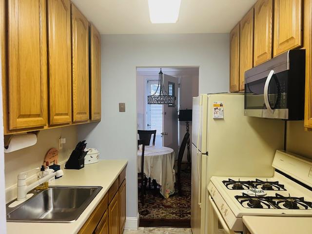 596 Broadway #15A, Lynbrook, New York image 17