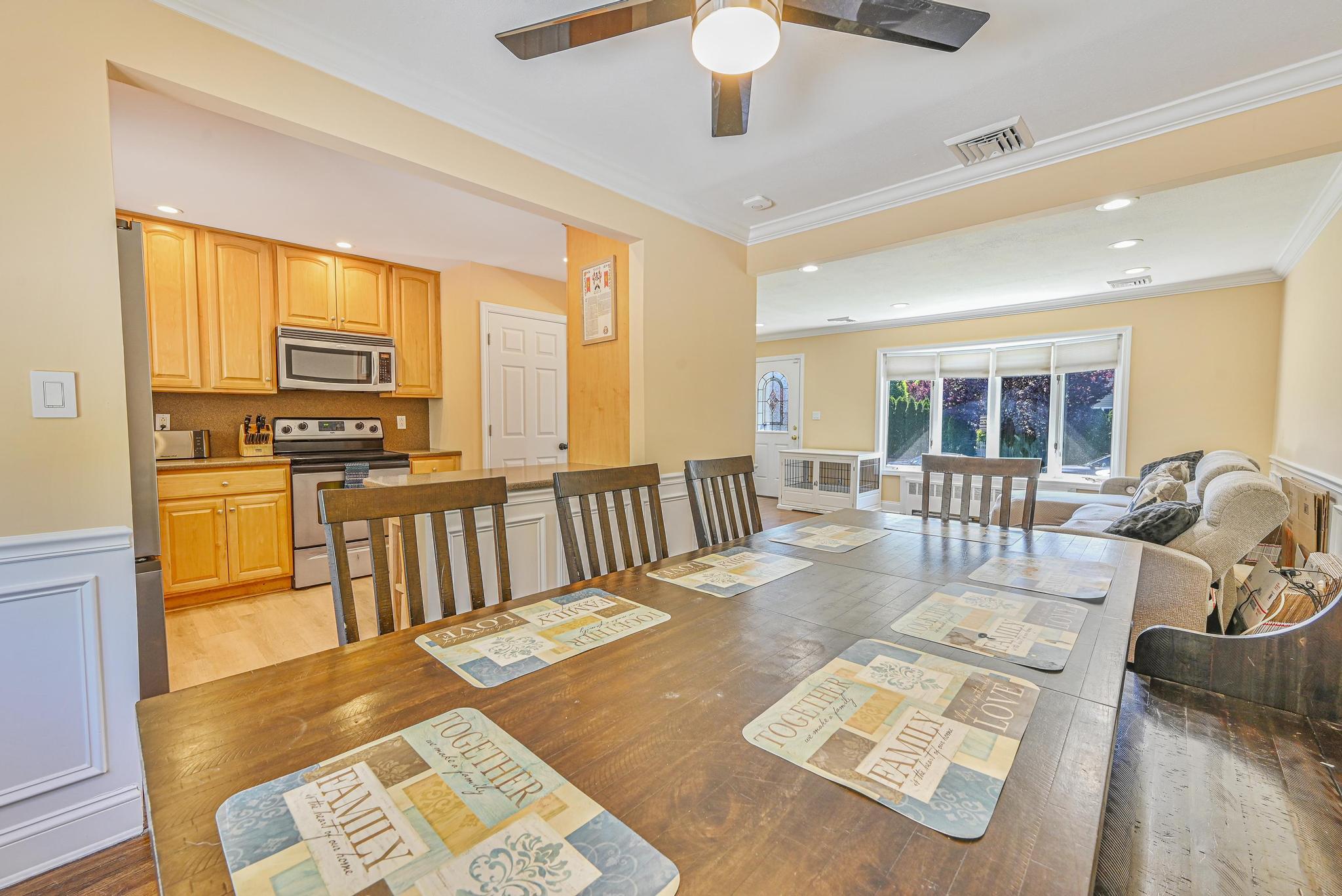 25 Baldwin Avenue, Massapequa, New York image 6