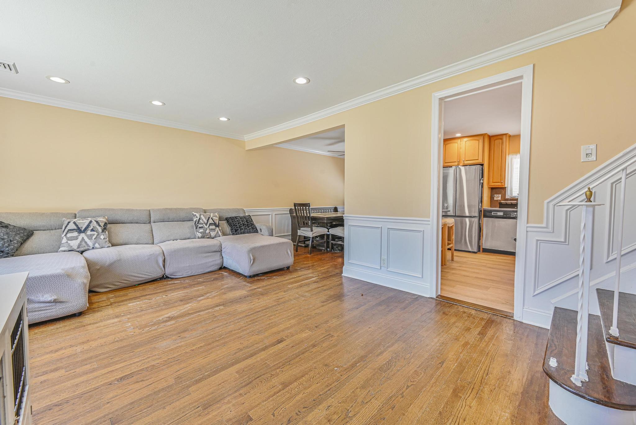 25 Baldwin Avenue, Massapequa, New York image 4