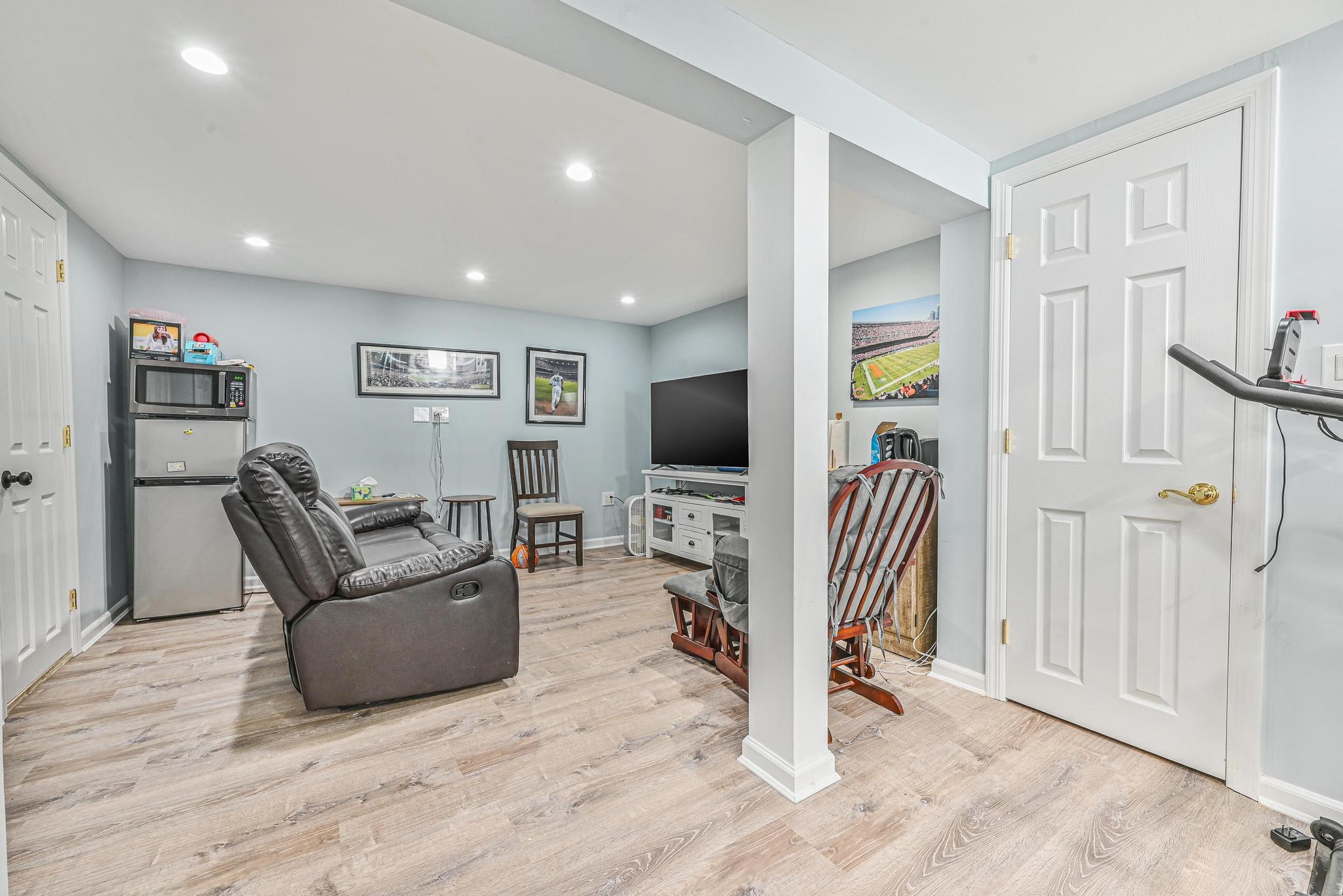 25 Baldwin Avenue, Massapequa, New York image 18
