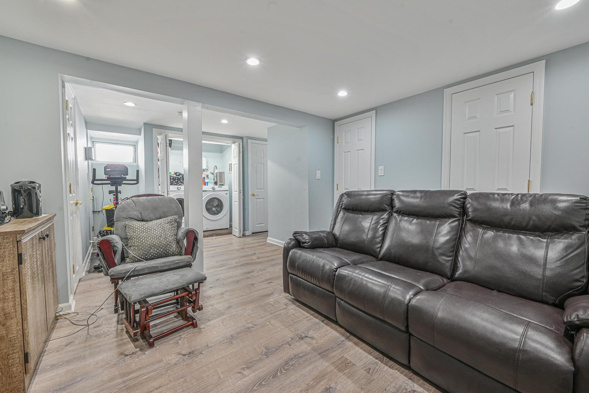 25 Baldwin Avenue, Massapequa, New York image 20