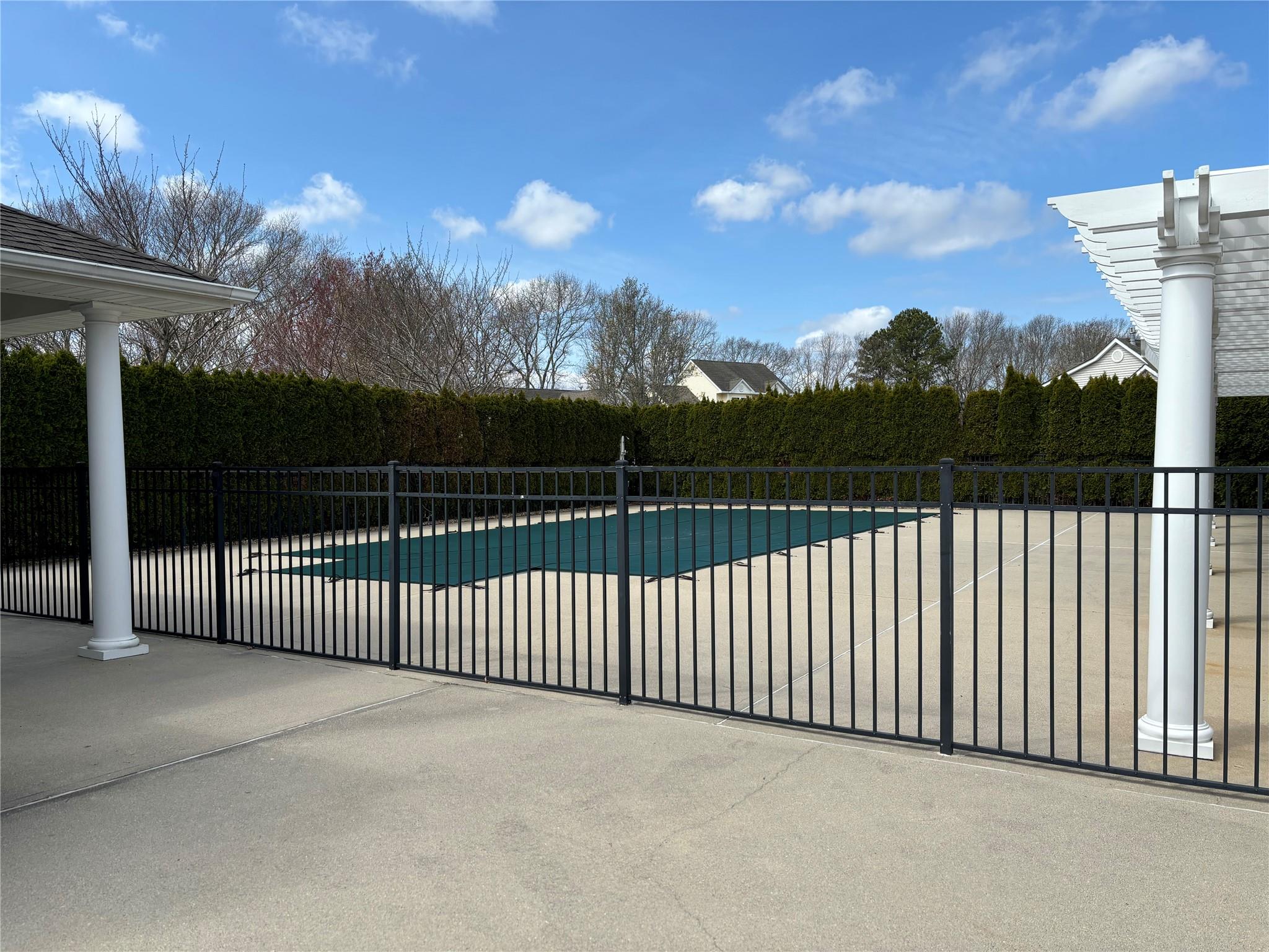 1404 Pebble Beach Path, Riverhead, New York image 31